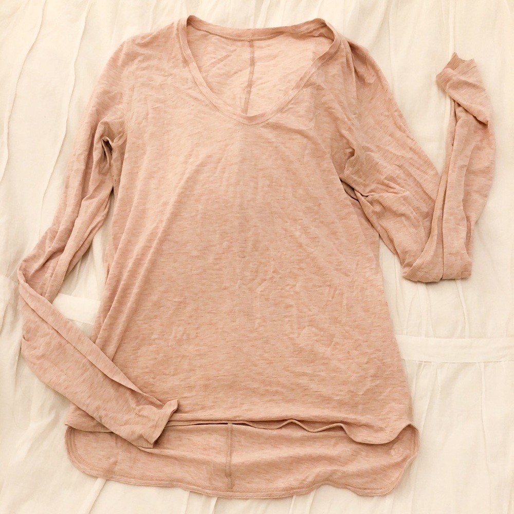 Lululemon blush top